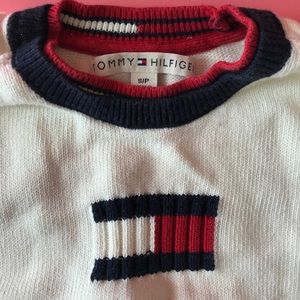 Vintage Detailed Tommy Hilfiger Sweater